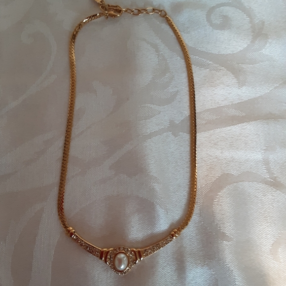 Vendome Vintage Gold Tone Choker Necklace - Picture 3 of 4